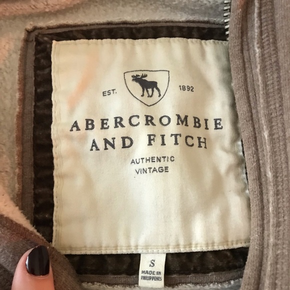 Cute Pull-Over - Picture 2 of 5